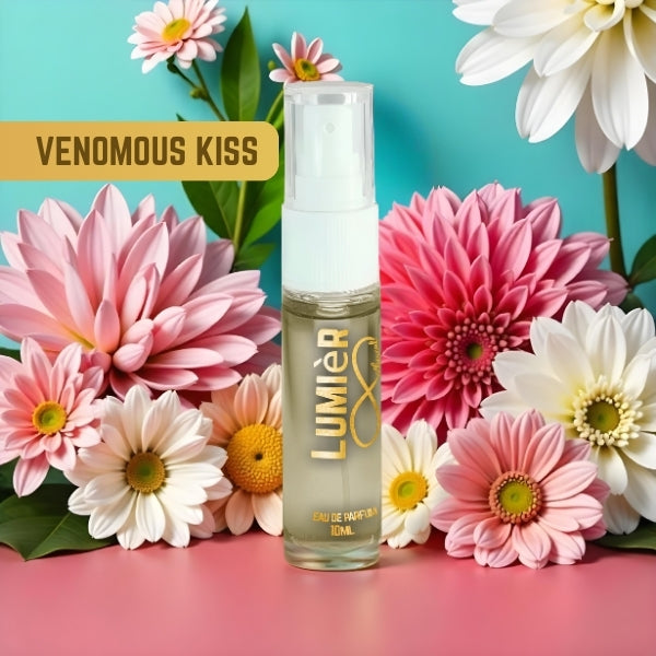POCKET LUMIÈR: Venomous Kiss